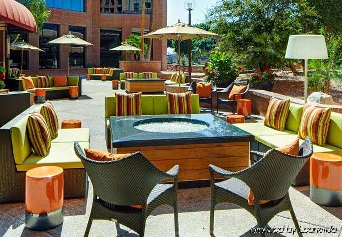Отель Scottsdale Marriott Old Town Интерьер фото