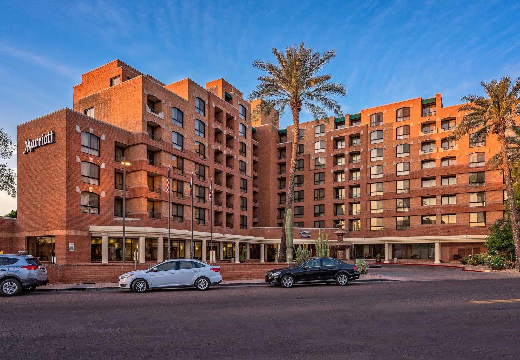 Отель Scottsdale Marriott Old Town Экстерьер фото
