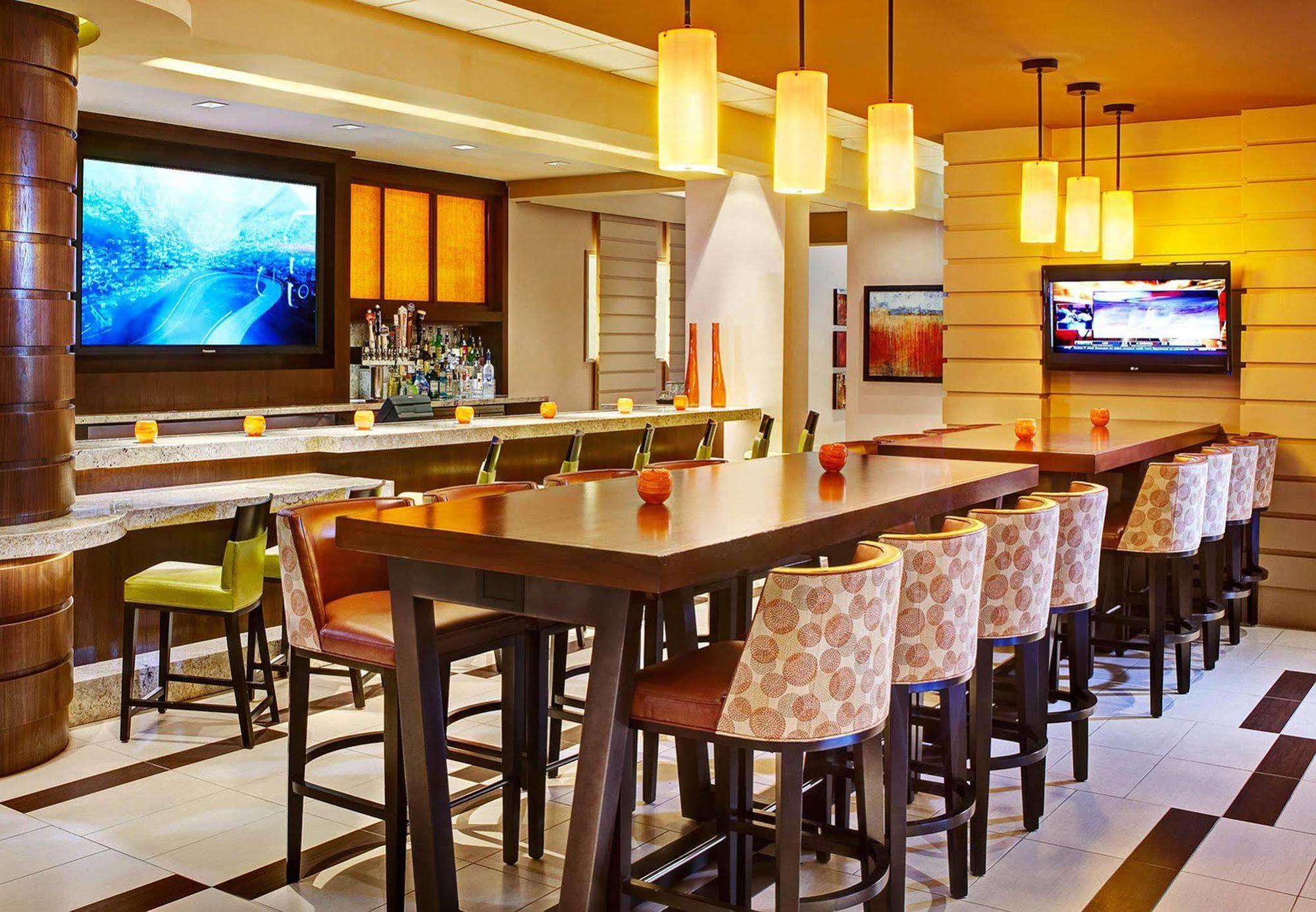 Отель Scottsdale Marriott Old Town Экстерьер фото